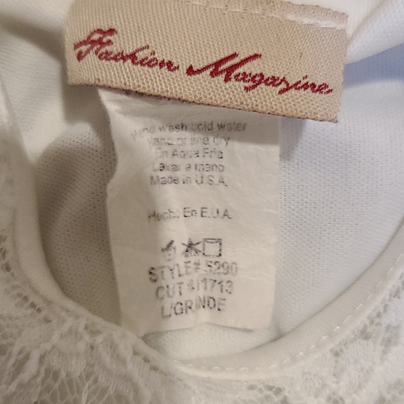 Woman's white layered top - Picture 4 of 4